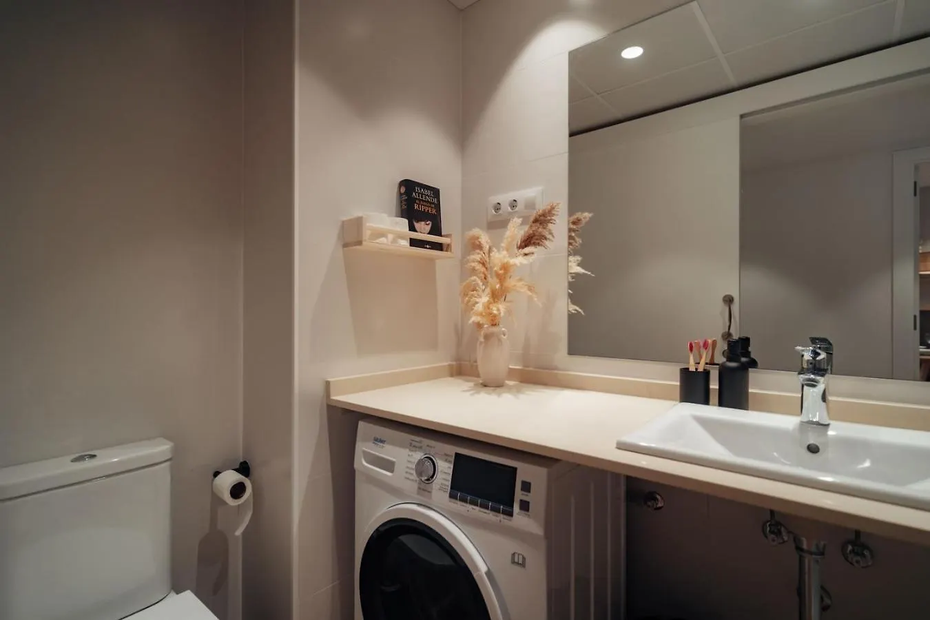 Casa Tila Apartment Barcelona Spain