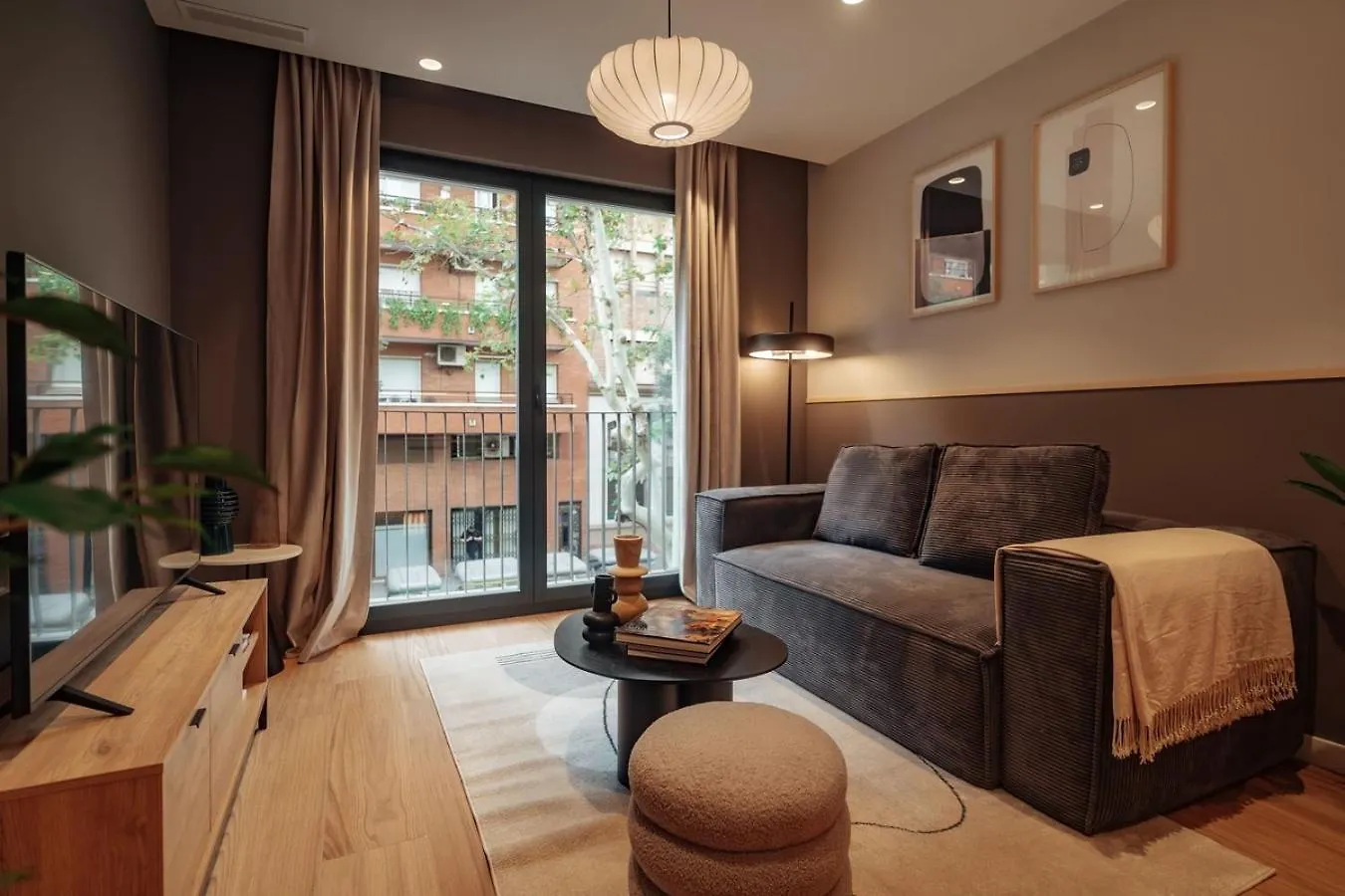 Casa Tila Apartment Barcelona